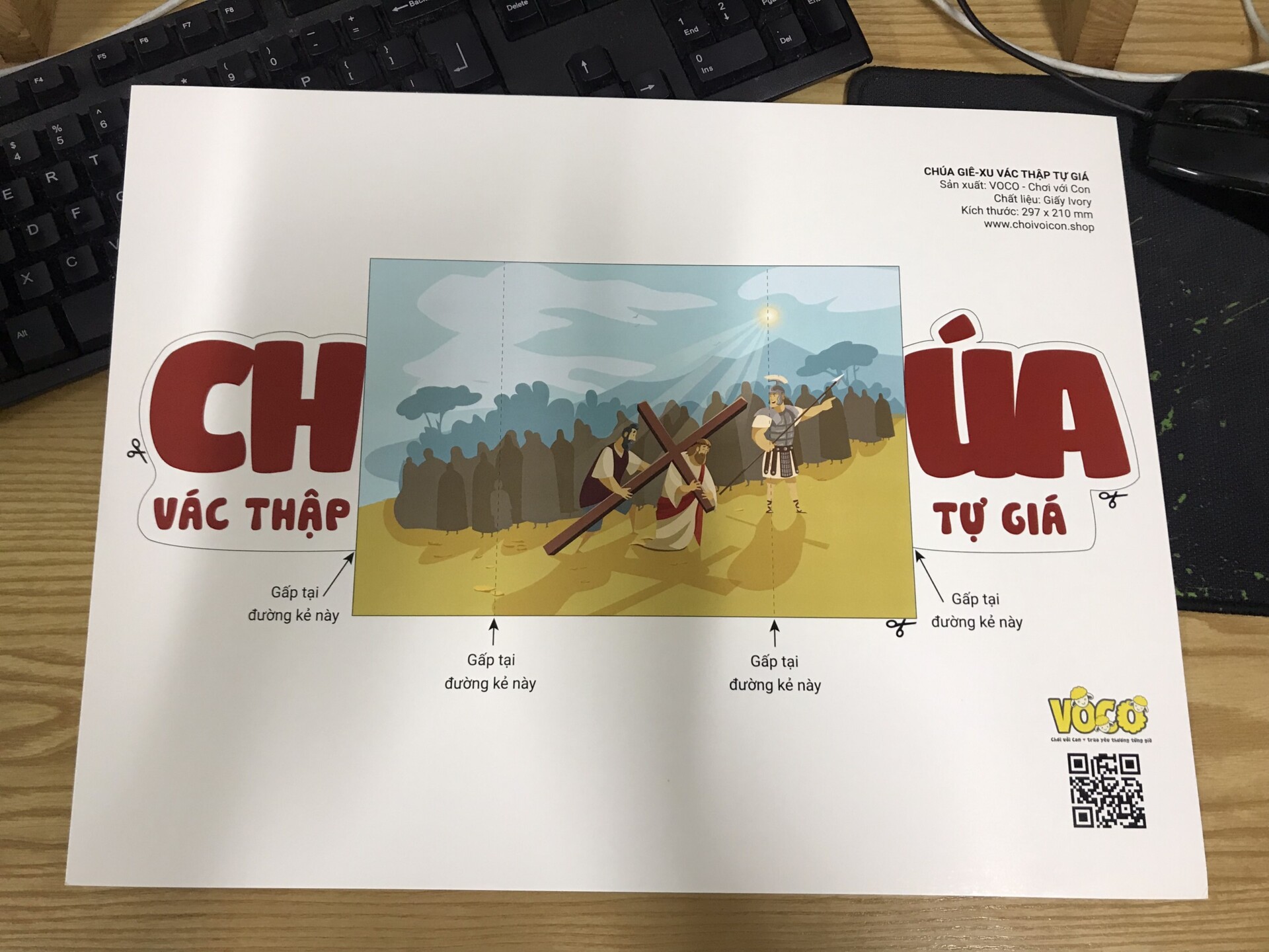 Thị cụ hình gấp Chúa Giê-xu vác thập tự